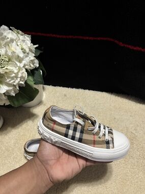 Burberry Kids Beige Check Lace-Up Sneaker Sz 28